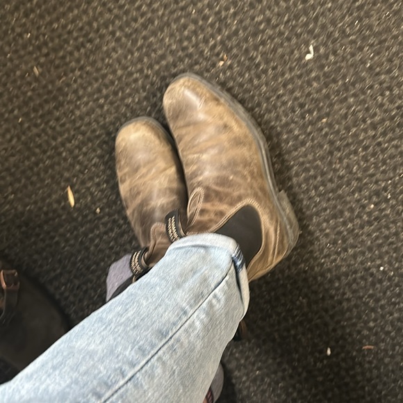 Blundstone rustic brown square  toe - Picture 2 of 4